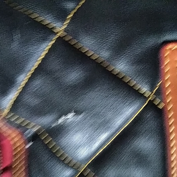 Dooney and Bourke  bag - Picture 3 of 12